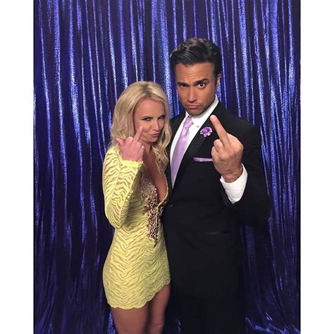 Britney Spears On The Set Of Jane The Virgin POPSUGAR Latina