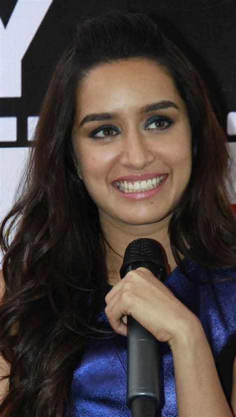 pin    shraddha kapoor cute beautiful girl body beautiful girl