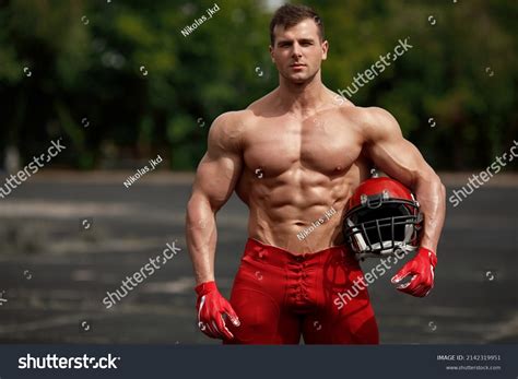 8 Hundred Football Naked Male Royalty Free Images Stock Photos Pictures Shutterstock