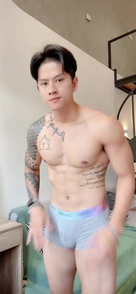 Hot Asian Hunk Video ThisVid