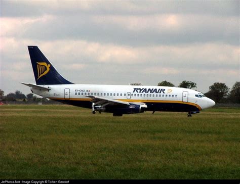 EI CNZ Boeing 737 230 Adv Ryanair Torben Gendorf JetPhotos