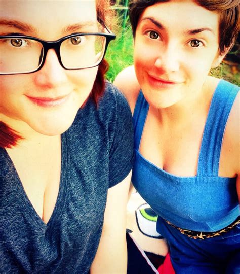 Isabel Hodgins Sexy And Hot Photos Nude Leaked Diaries