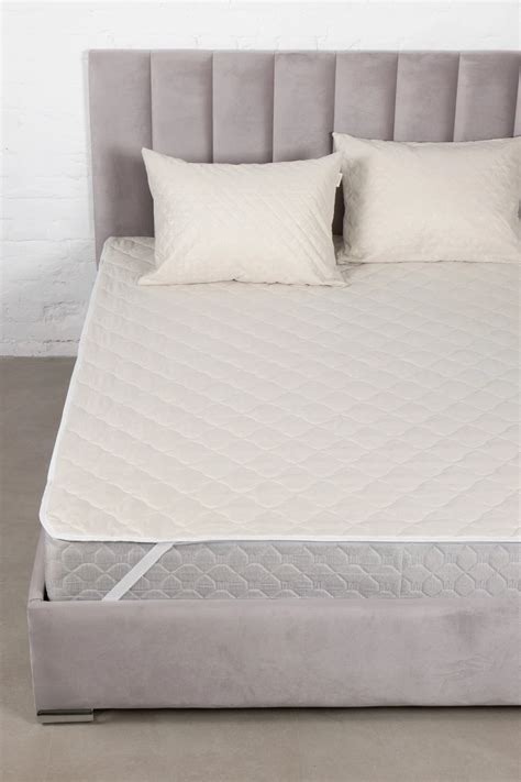 (ВНЛ) Наматрасник Микрофибра стеганый (150г/м2) бежевый_ v0108097 ...