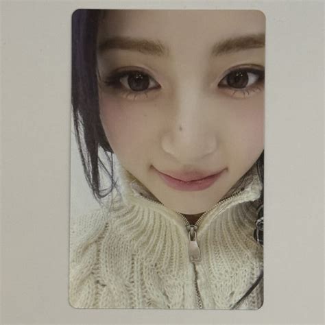 KARTA LE SSERAFIM Hot Kpopland