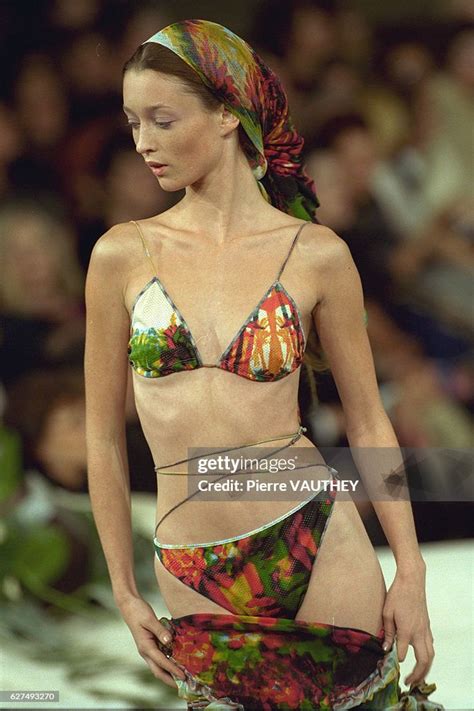 Hot Sexy Audrey Marnay Bikini Pics