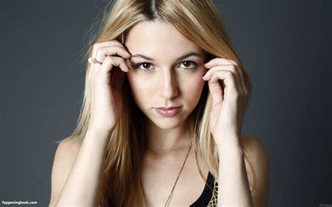 Alona Tal Nude The Fappening Photo 2252934 FappeningBook