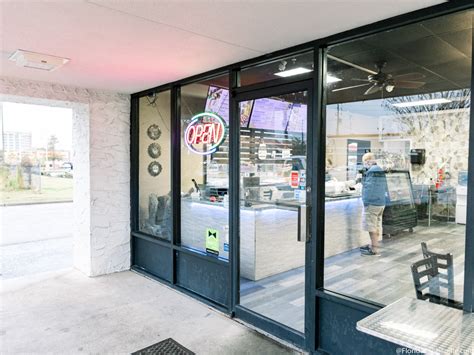In And Out Kitchen Local Unbiased Review Pensacola Beach Fl