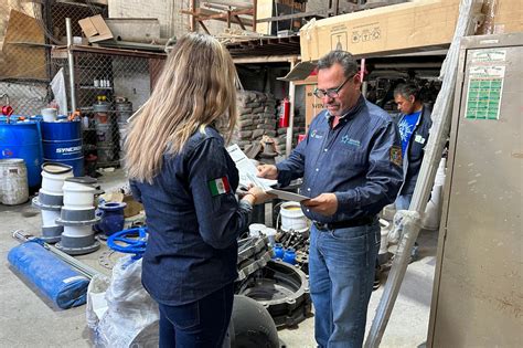 Dotan De Uniformes Personalizados A Trabajadores Del Sideapa La Otra