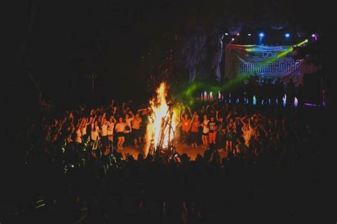 Review Chi Ti T Khu Du L Ch Khoang Xanh Su I Ti N C G Hot