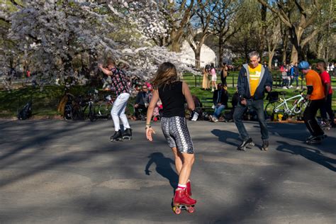 Washington Square News Central Park Skating Is Back In Full Swing