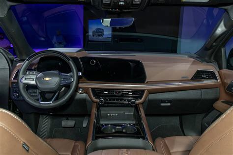 2025 Chevrolet Tahoe - Specs, Prices, MPG, Reviews & Photos | Cars.com
