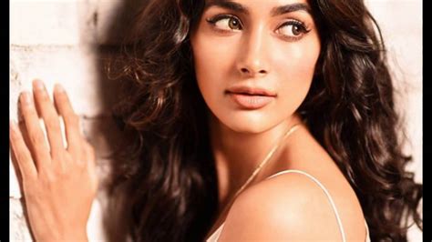 Pooja Hegde Hot And Photo Shoot Video YouTube