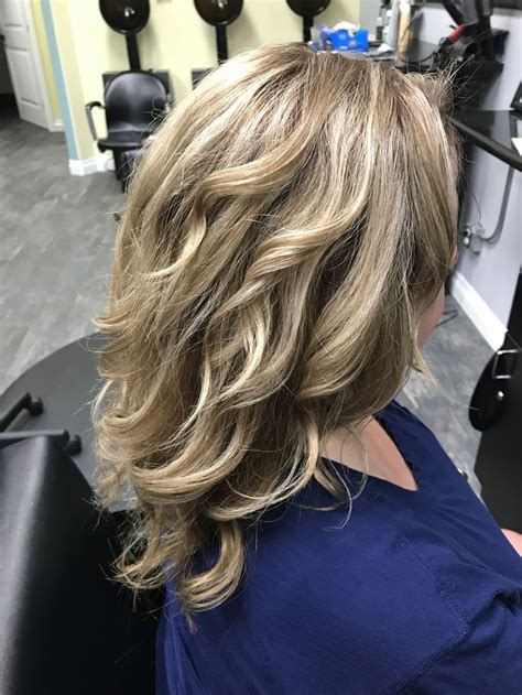 Pin By Hair By Lizzy B On Blonde Hair Hair By Lizzy B Hair Styles Blonde Hair Hair