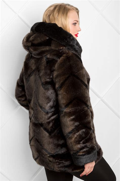 Купить черно-коричневую эко шубу из искусственного меха норка Киев ...
