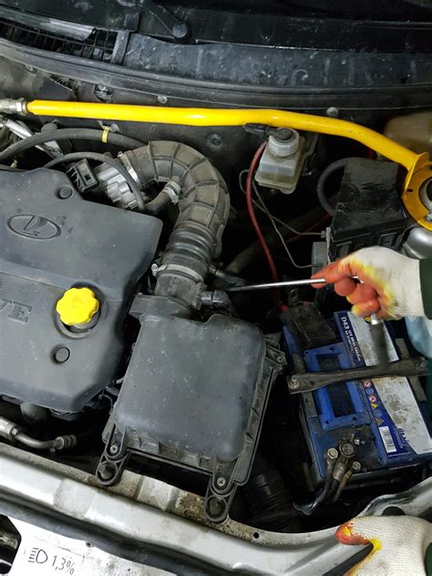 Уходит антифриз. — Lada Приора хэтчбек, 1,6 л, 2012 года | своими ...