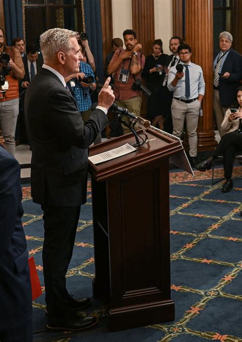 Opinion | Can Kevin McCarthy and Joe Biden Fix Washington? - The New