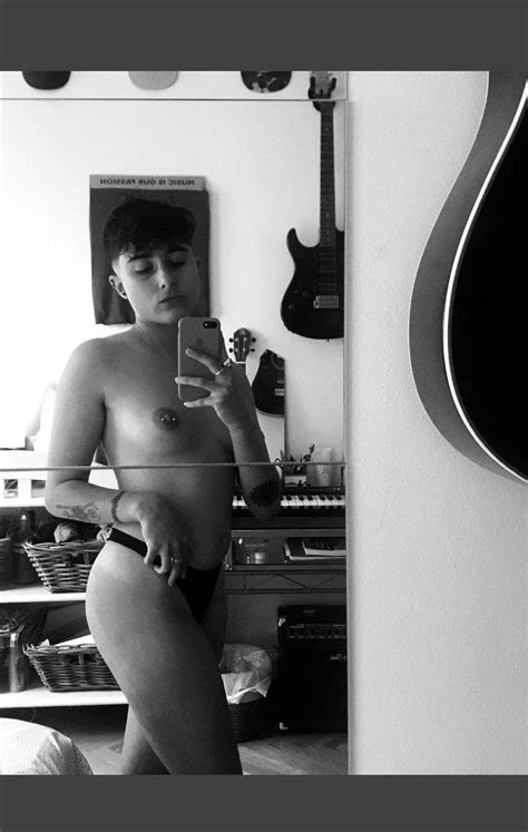 Laubrasil Lau By Me Nude OnlyFans Leaks Photos TheFappening