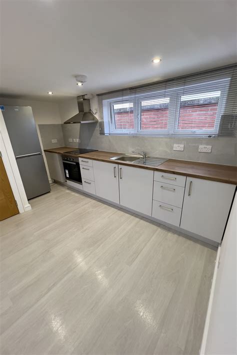 Stylish One-Bedroom Flat for Rent in Peckham Includes All Bills