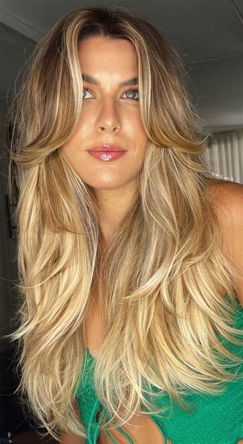 50 Cute Summer Hair Colours Peach Blonde With Layered Bangs Dark