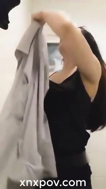 Sexy Look Desi Bhabhi Record Her Nude Selfie Video For Lover