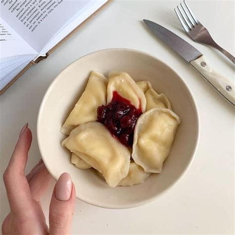 Pin by Kylyn on FOOD | Cafe food, Yummy food, Love food