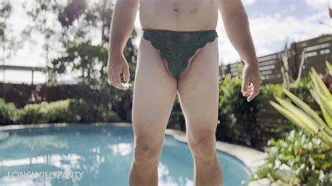 Straight Guy Tries On Wifes Panties Nude Pics XHamster