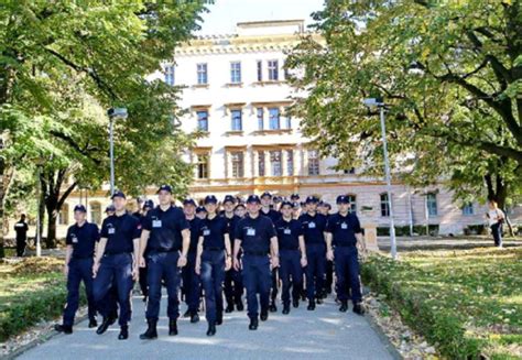 Konkurs Za Upis Na Osnovnu Policijsku Obuku Sremskomitrova Ki Portal