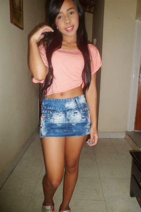 FOTOS Y VIDEOS DE COLEGIALAS KAMILA HOT