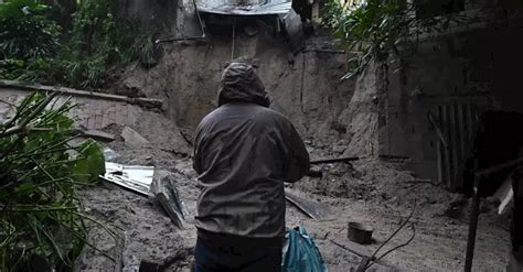 Lluvias Torrenciales Azotan Centroamérica Van 27 Muertos Y Miles De Damnificados Clima Head