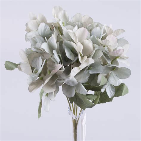Искусственный букет гортензии мятный. Букеты из искусственных цветов ...