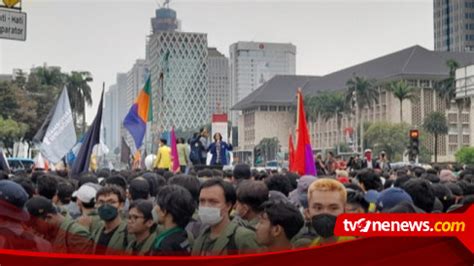 Aliansi Bem Seluruh Indonesia Geruduk Istana Negara Hari Ini Tolak