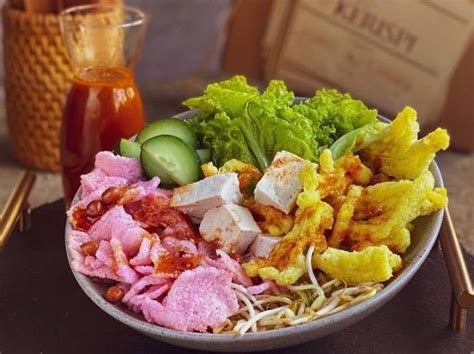 5 Asinan Betawi Paling Segar Enak Pakai Sambal Kacang Dan Kerupuk