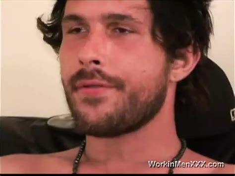 Amateur Matthew Trekt Zich Af XHamster