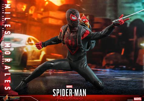 Hot Toys Unveils Marvel S Spider Man Miles Morales Multi Suit Figure