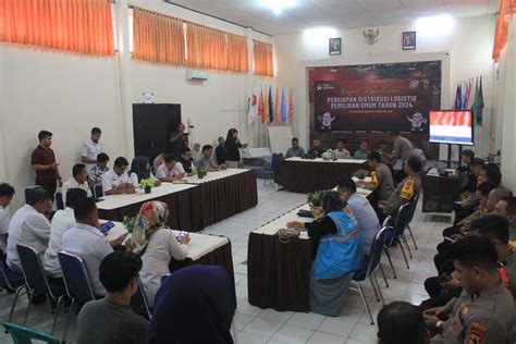 Dandim Sidrap Hadiri Rapat Koordinasi Distribusi Logistik