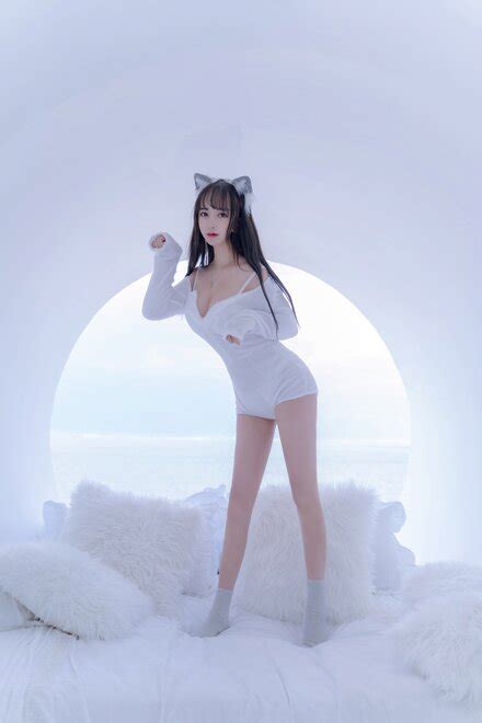 Mixian Sama 过期米线线喵 真爱版附赠 小白狼 Mixian Sama 过期米线线喵 真爱版附赠 小白狼 39 Porn Pic