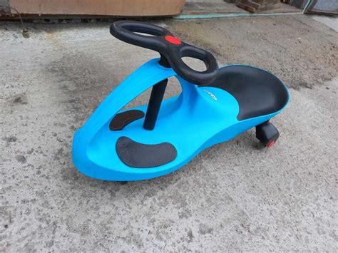 Бібікар дитячий. Інерційна машинка в гарному стані. Бибикар б/у.: 800 ...