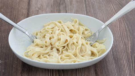 Fettuccine Alfredo La Ricetta Della Primo Piatto Italiano Famoso In