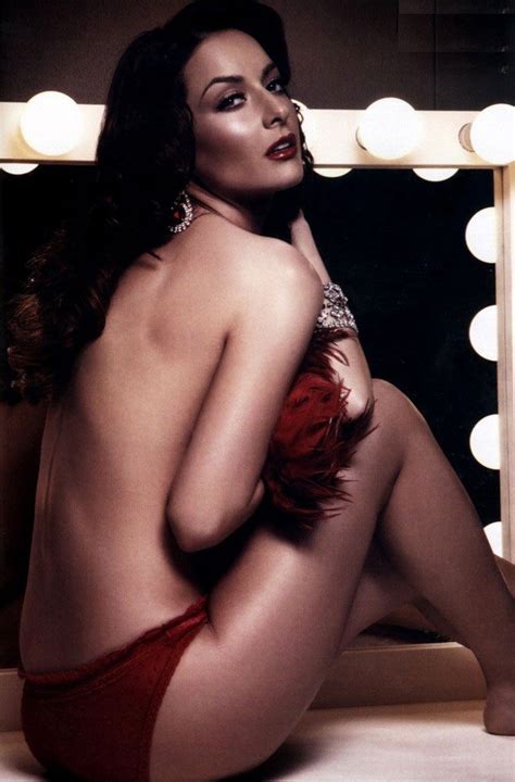 Naked Susana González Added 07 19 2016 by Lionheart