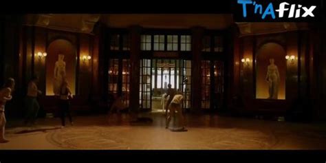 Victoire Gonin Labat Lesbian Scene In The Tournament Tnaflix