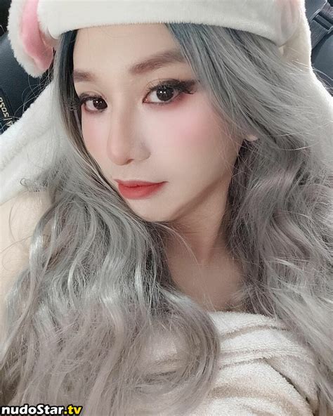 FemmeBunnyCD Lola Bunny Lola Bunny I Kit Kat I Lolabunnyss Nude OnlyFans Photo