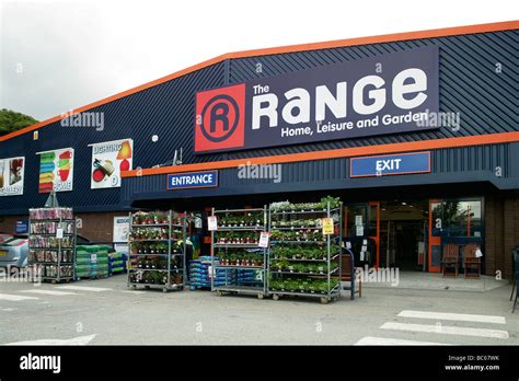 range  discount home  garden store stock photo alamy