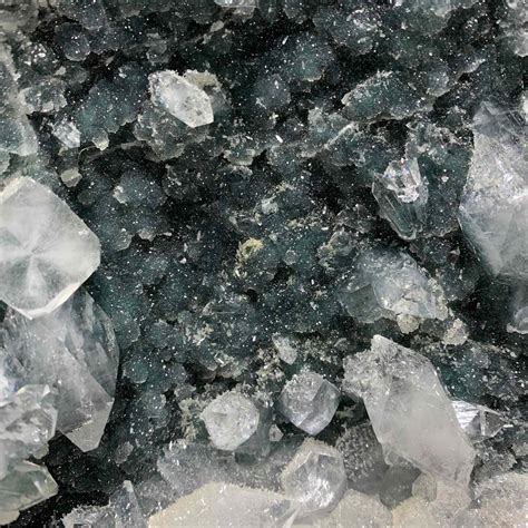 Metaphysical store newr me locations offer unique crystals 10