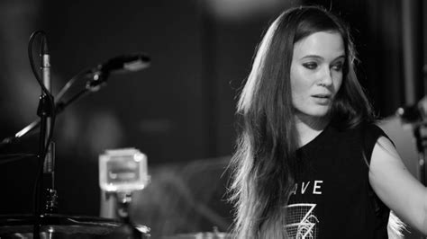 Sex Pistols Forced To Postpone North American And South American Tours After Steve Jones Breaks