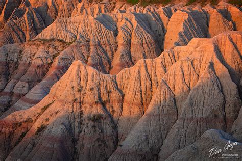 Badlands At Sunset Badlands At Sunset Badlands National P Flickr