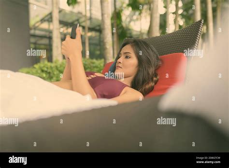 Wunderschönes mädchen bikini Fotos und Bildmaterial in hoher Auflösung Alamy