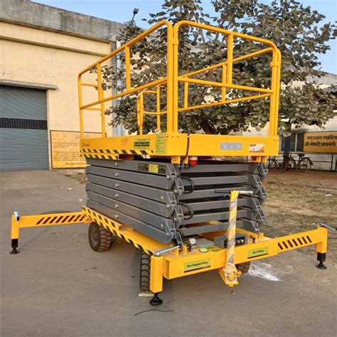 Balvika A Movable Scissor Lift Table Running Mode Moving Working