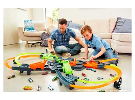 Pista De Carreras Hot Wheels Mega Choques