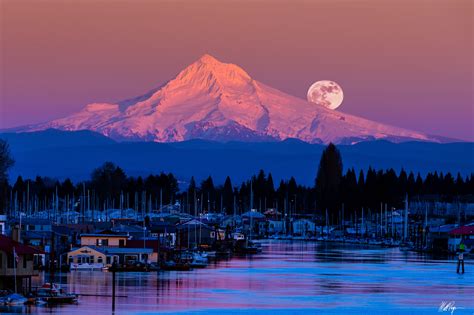 Mount Hood Full Moon Portland Oregon