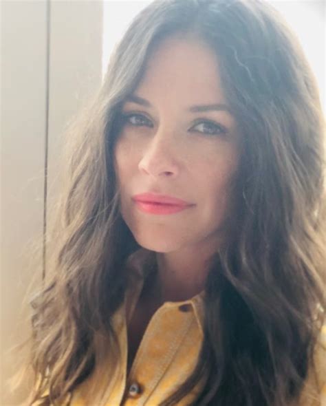 Evangeline Lilly Nude And Sexy 48 Photos The Fappening